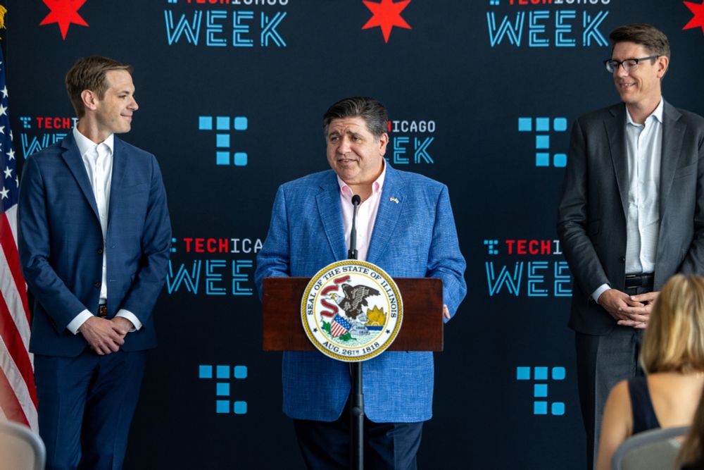 Governor JB Pritzker, the Illinois Department of Commerce and Economic Opportunity (DCEO), and Intersect Illinois today announced that quantum company Infleqtion will headquarter its global quantum computing operations in Illinois as a future tenant of the Illinois Quantum and Microelectronics Park (IQMP)