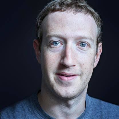 An unsettling picture of long suspected human impersonator Mark Zuckerberg.