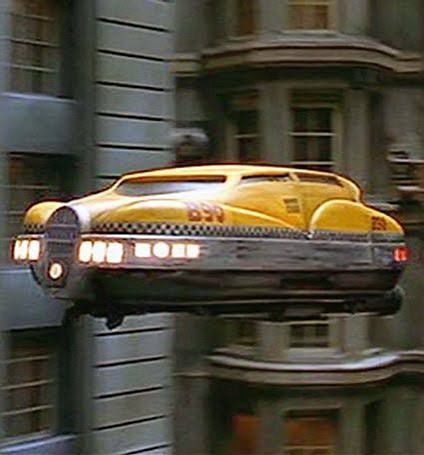 Gelbes fliegendes Taxi aus „Das fünfte Element“
