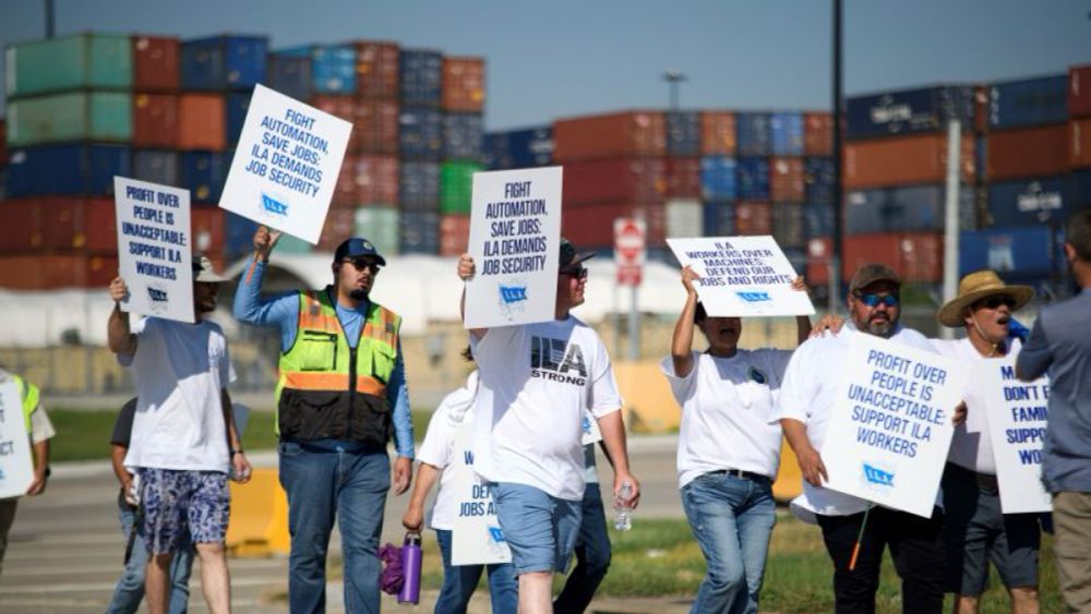 Striking port workers to return to work Friday as negotiators reach an agreement on wages | CNN Business