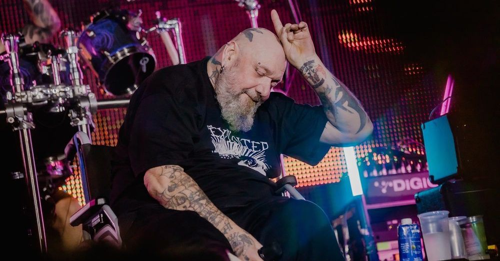 Ex-vocalista do Iron Maiden, Paul Di’Anno morre aos 66 anos