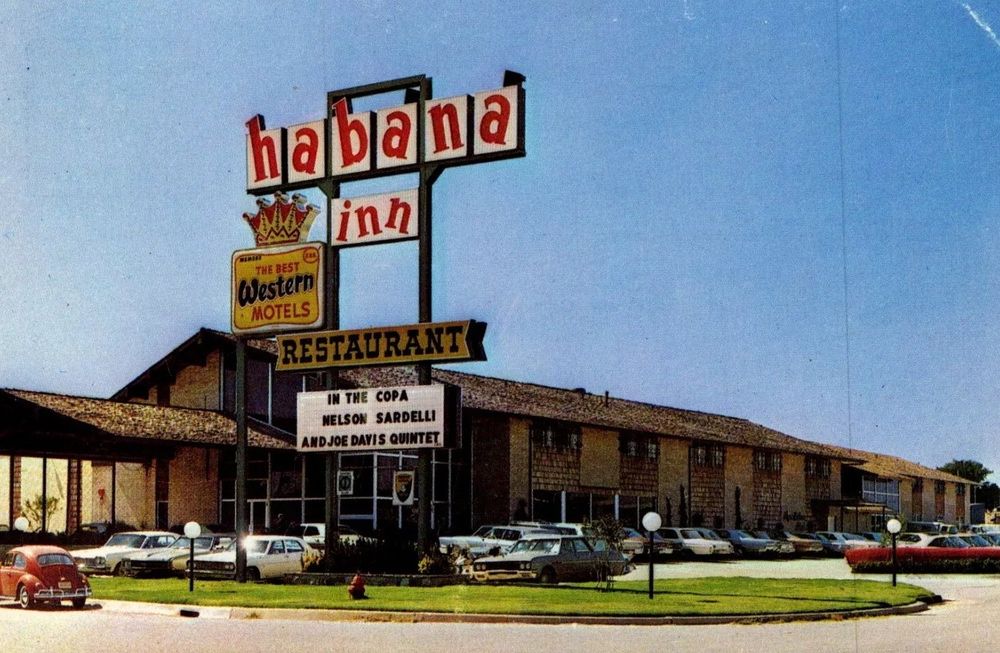 The Habana Inn in Oklahoma City, postcard