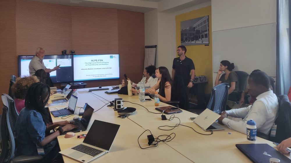 HLPE-FSN Coordinator and participants of the Antwerp Summer & Winter University on Critical Approaches to Global Food Law and Policy, a programme jointly organized by the University of Antwerp and Università degli studi Roma TRE, with the support of Terra Nuova in Rome.