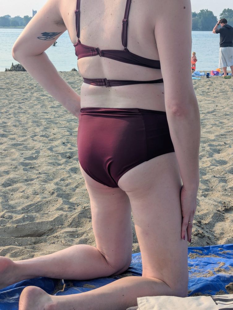 Saga's back side on the beach 