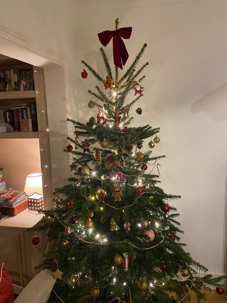 Christmas tree 