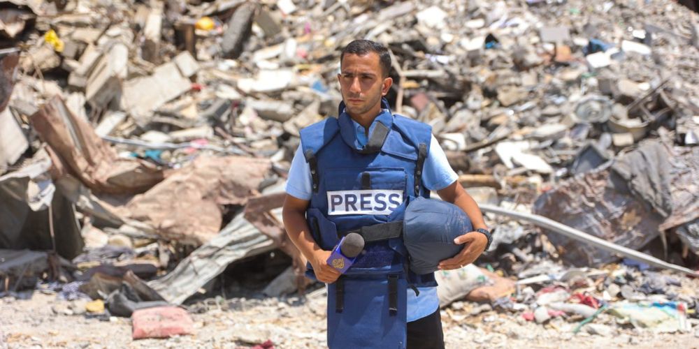I met Anas al-Sharif during an Israeli siege of a hospital. The Al Jazeera journalist grew to be my mentor — and my friend.
