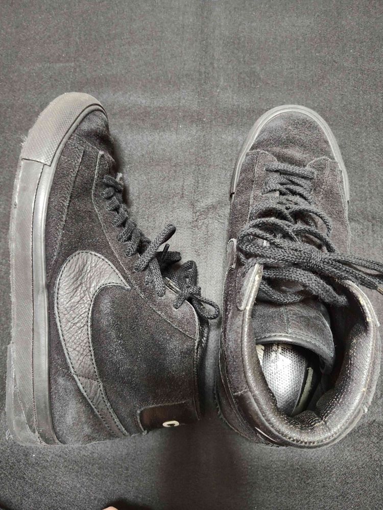 CDG × Nike Blazer High SP "Black/Black"