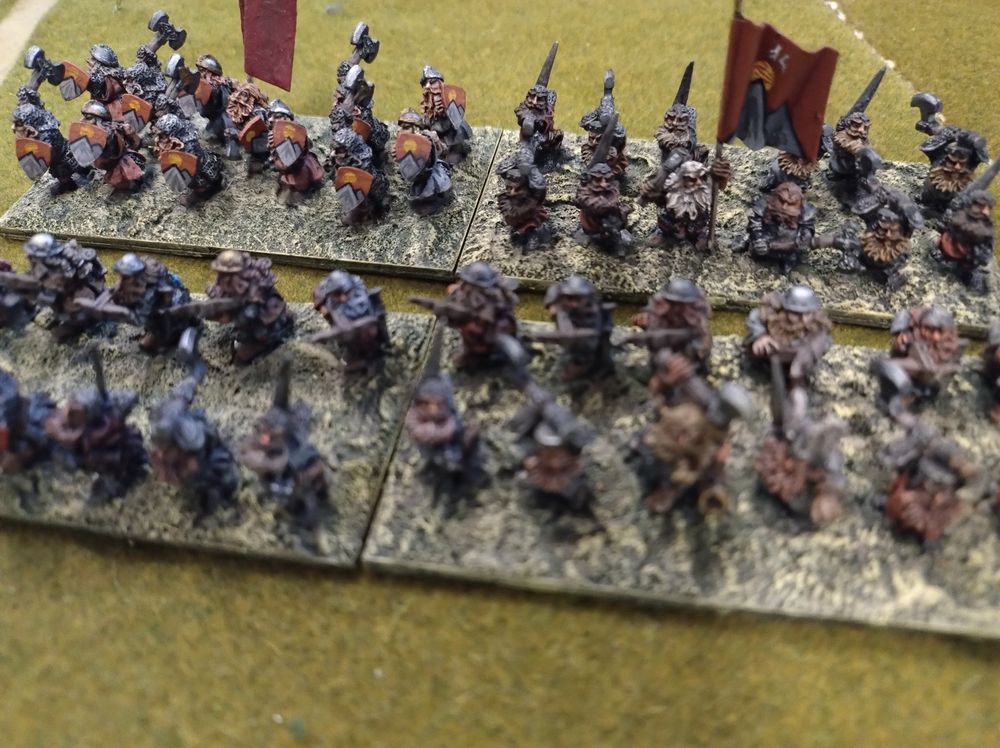 15mm dwarves, heavy infantry of the Grey Mountains home regiment