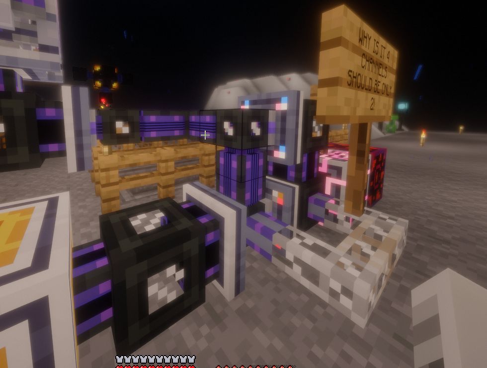 A picture of me experimenting with P2P channels in AE2/Minecraft.