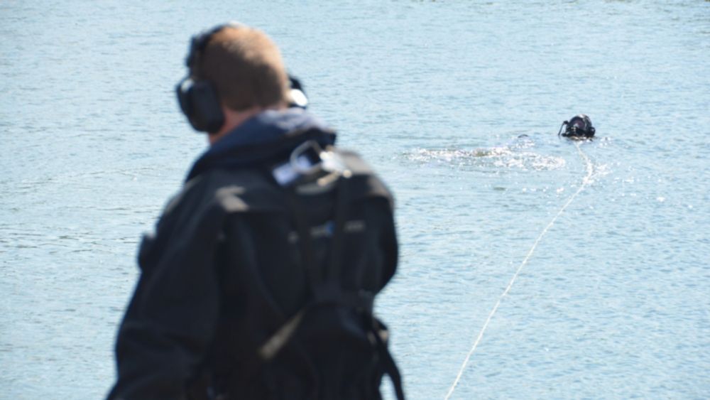 Overleden persoon in haven Den Osse Brouwershaven