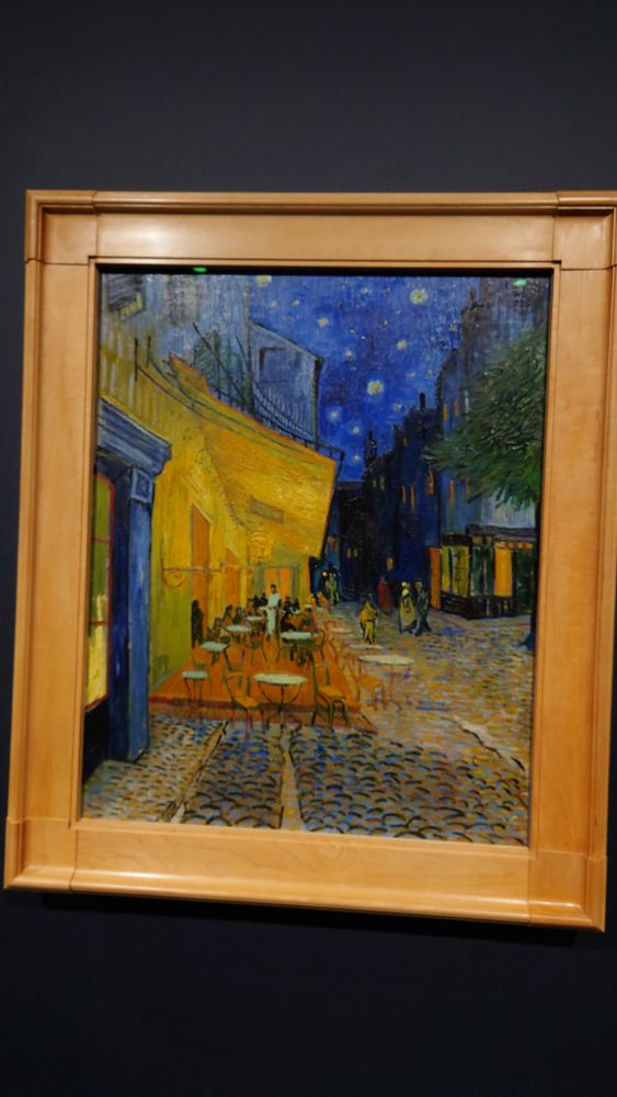 ゴッホ 夜のカフェテラス
