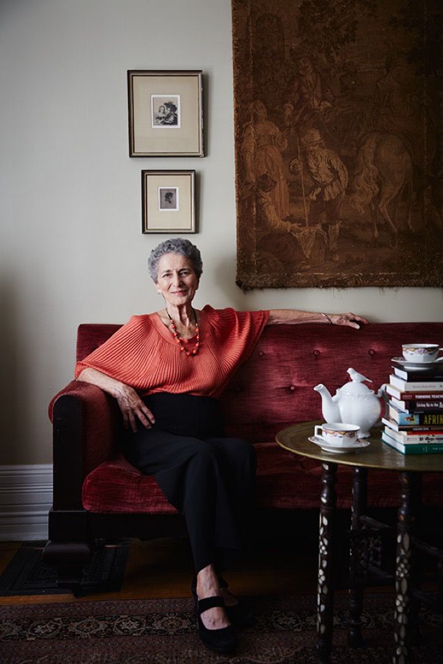 Natalie Zemon Davis in her home office. Photo by Michael Graydon. Source: https://www.universityaffairs.ca/features/feature-article/becoming-natalie-davis/