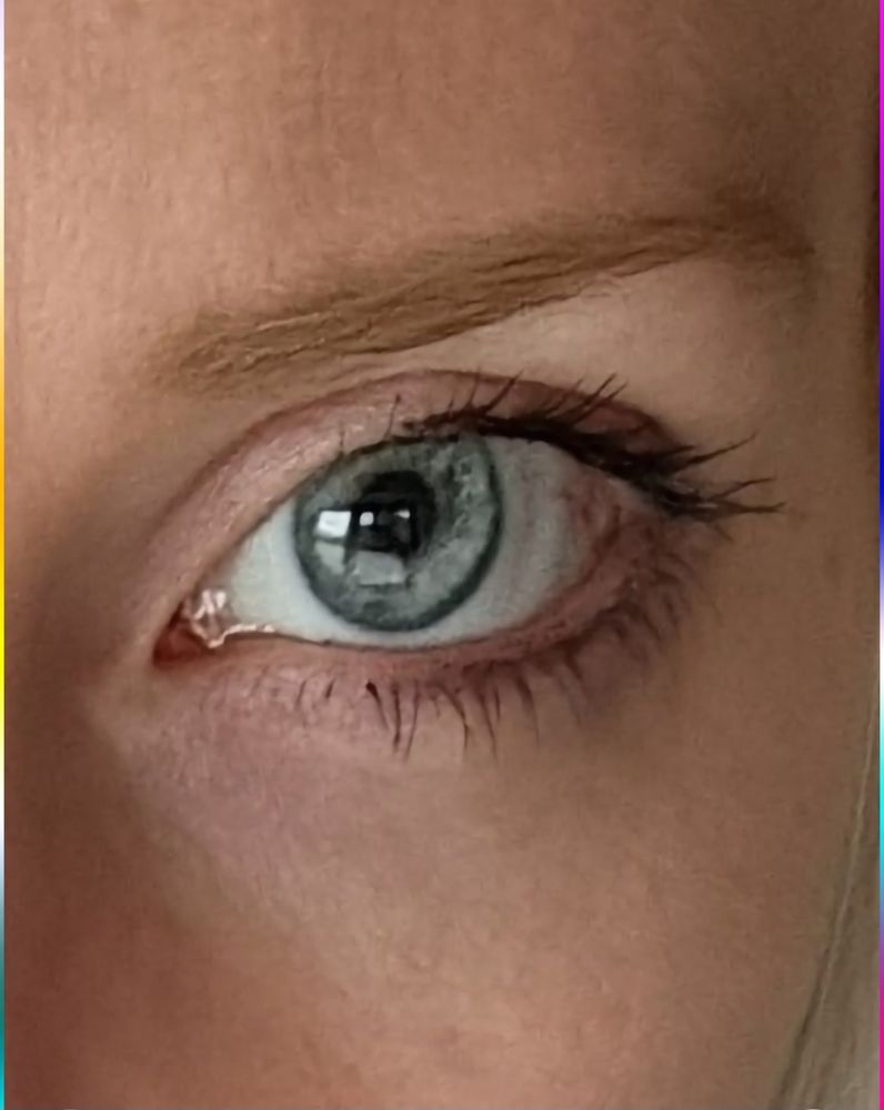 Reference of annïs eye