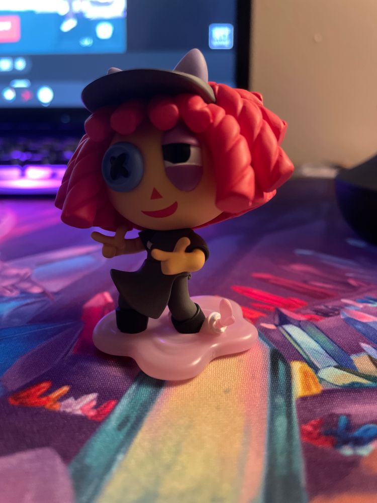 Drunk Ragatha Figurine 