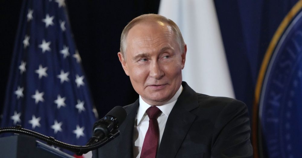 There's a way to end the war in Ukraine quickly, cheaply and without bloodshed: Russia could withdraw. It's the solution the White House isn't pushing.