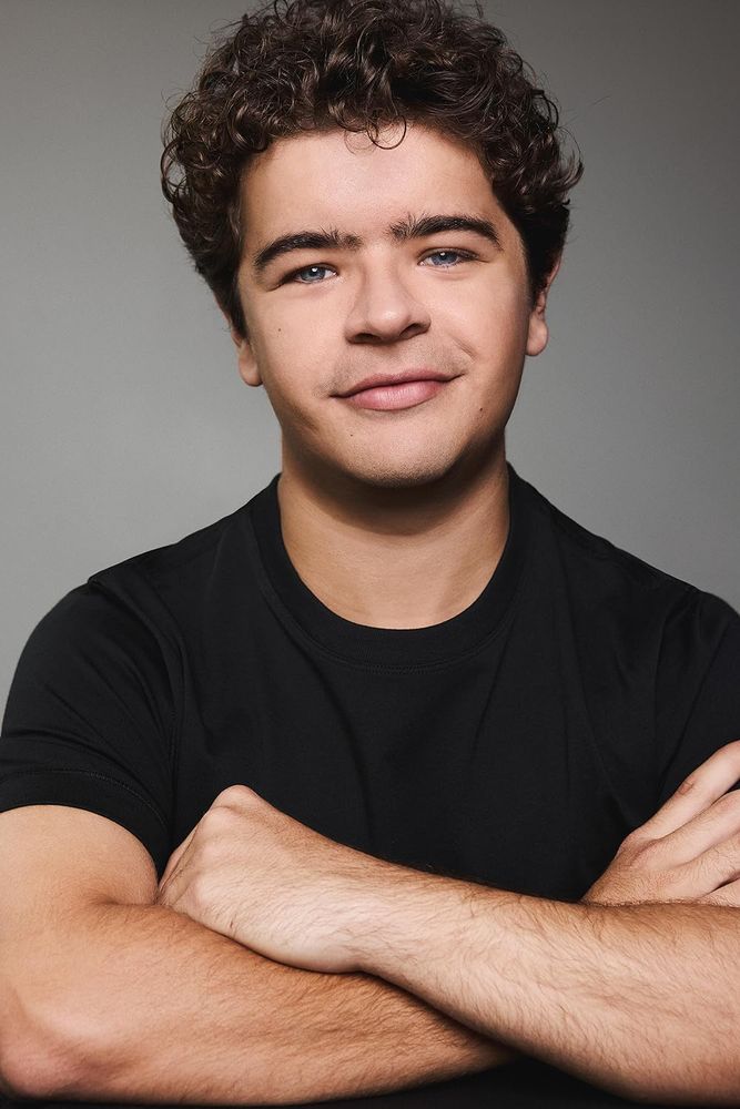 Gaten Matarazzo en Quasimodo