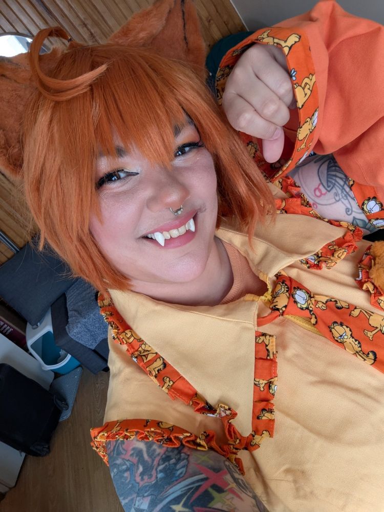 Selfie de moi en cosplay de Hatsune Miku x Garfield