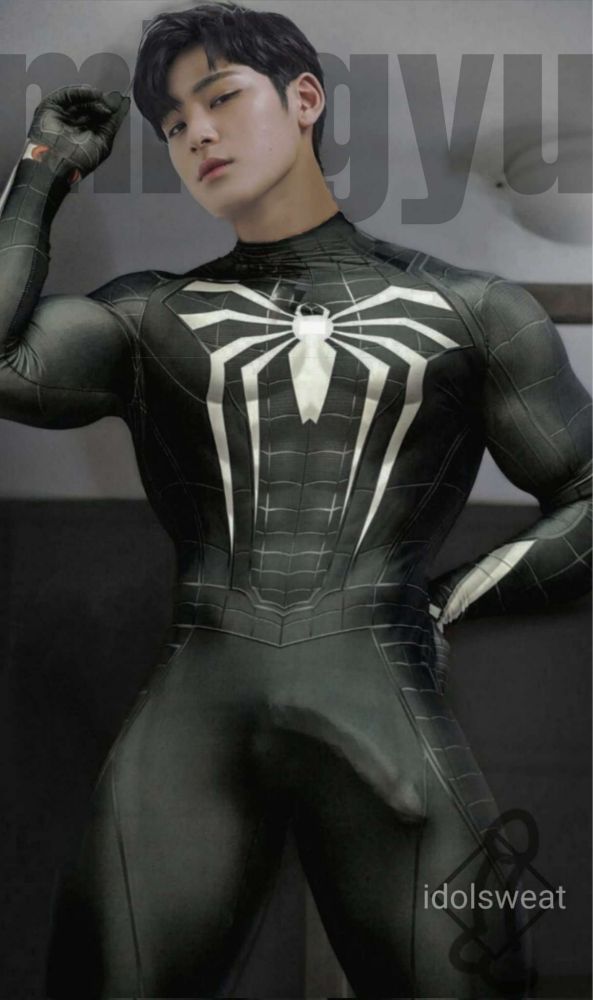 M1ngyu in a black spidermen costume with a massive dick print.
this is art and not real.
wish it was tho.

