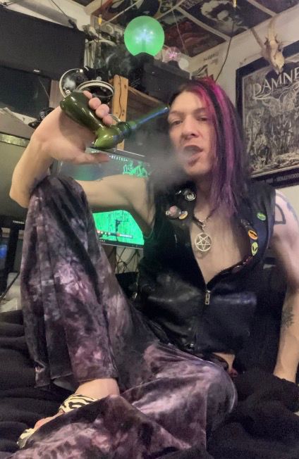 Cattle mutilation aficionado 