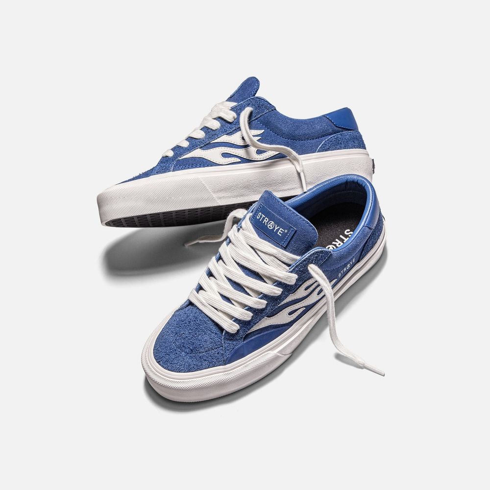 STRAYE Logan sneakers in blue flame.