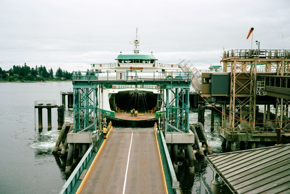 The Wenatchee pulls up to Slip 1 at Bainbridge Island.