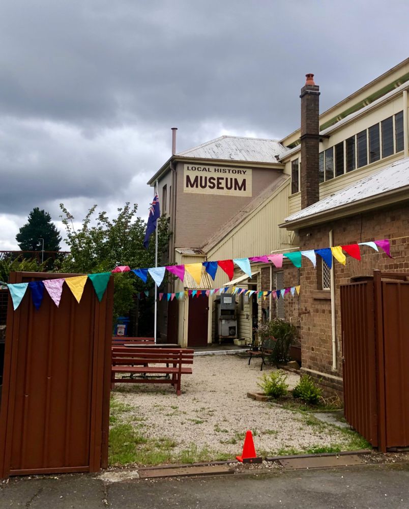 Mt Victoria historical museum is located in the original Railway Refreshment Rooms at the station.