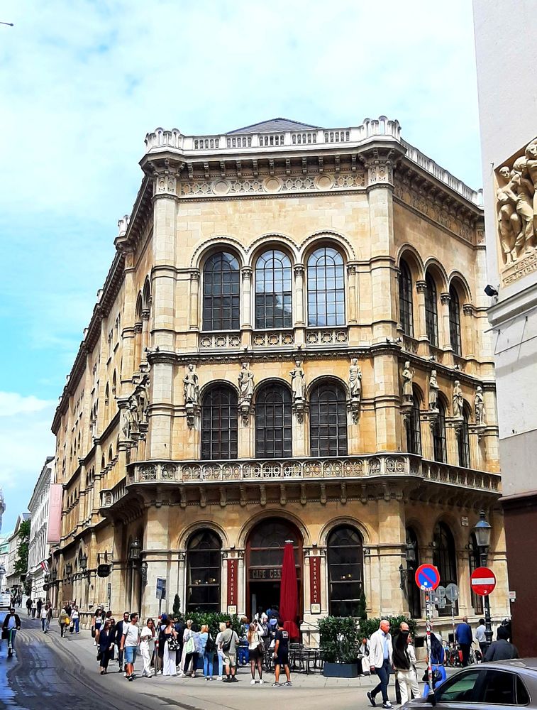 Café Central in Wien im Jahr 2025.