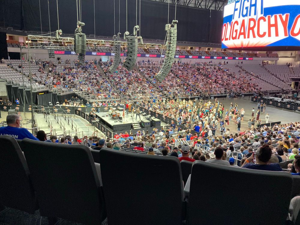 Bernie/Beto. The future of the Democratic/independent Patty