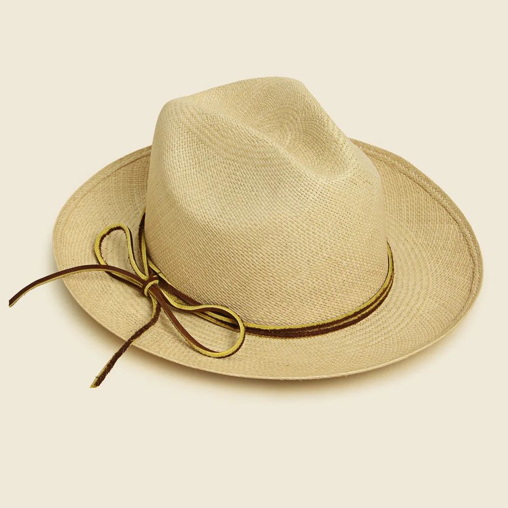 A straw hat from Monitaly/ Chamula. 