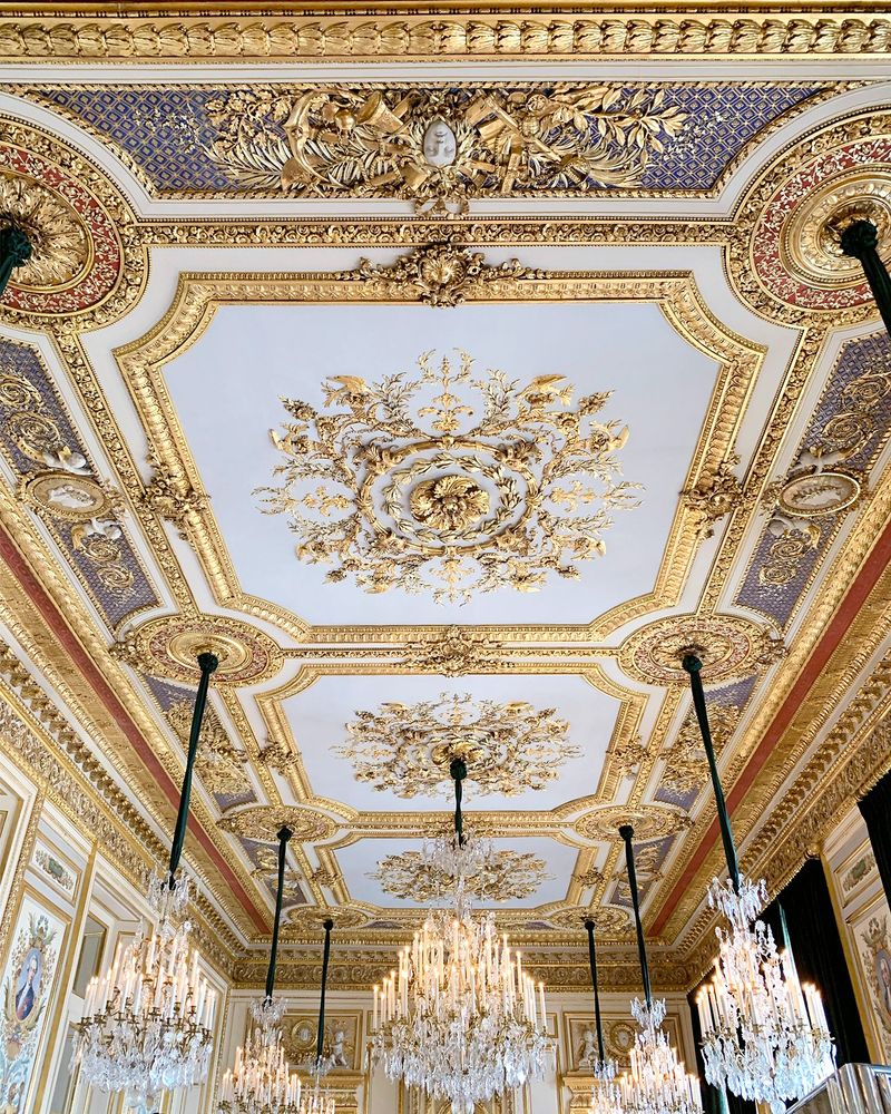 Some gold detailing at the Hôtel de la Marine