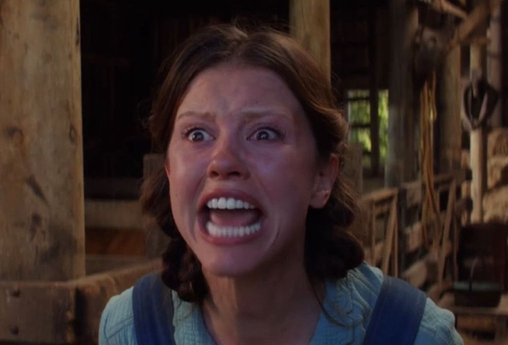 Pearl from the movie Pearl screaming 