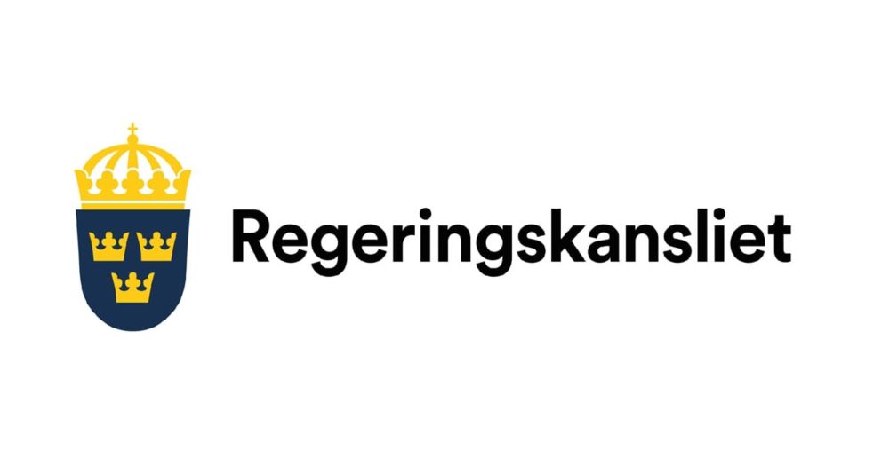 Pressträff när finansmarknadsministern tar emot bokstavsutredning om finansiering och riskdelning vid investeringar i nya kärnkraftsreaktorer