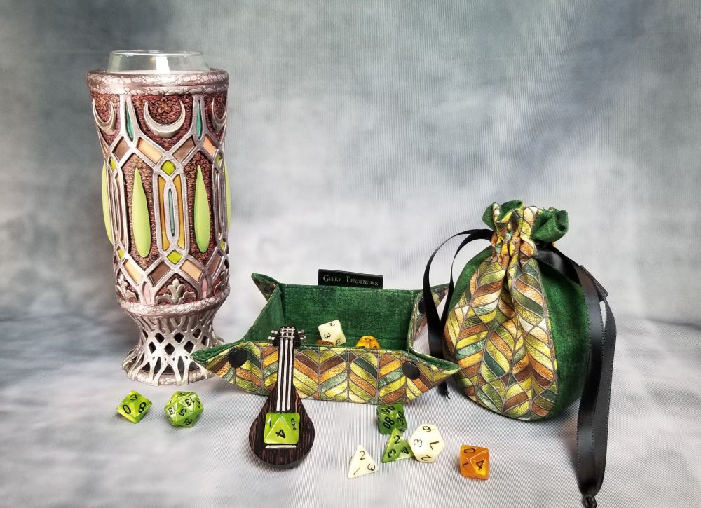 Mythic mug Dark Elf version, small dice bag and tray, dark bardic inspiration lute. 