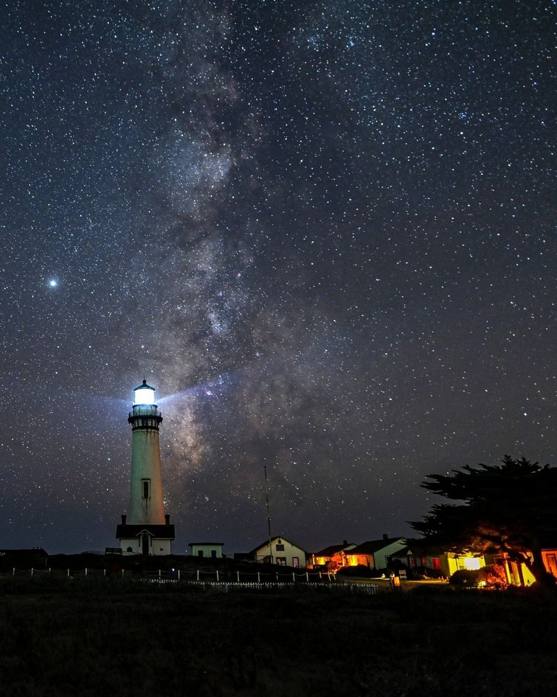 The lighthouse at Pigeon Point under the starry milky way