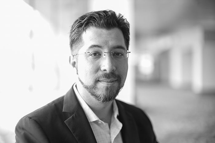Black and white portrait of neuroscientist, Ed Boyden.