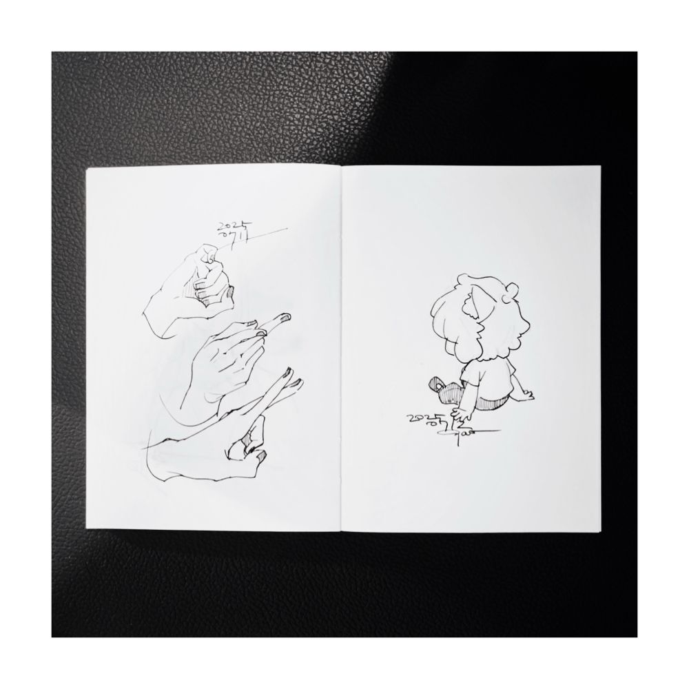 手のクロッキーと小黑のらくがき