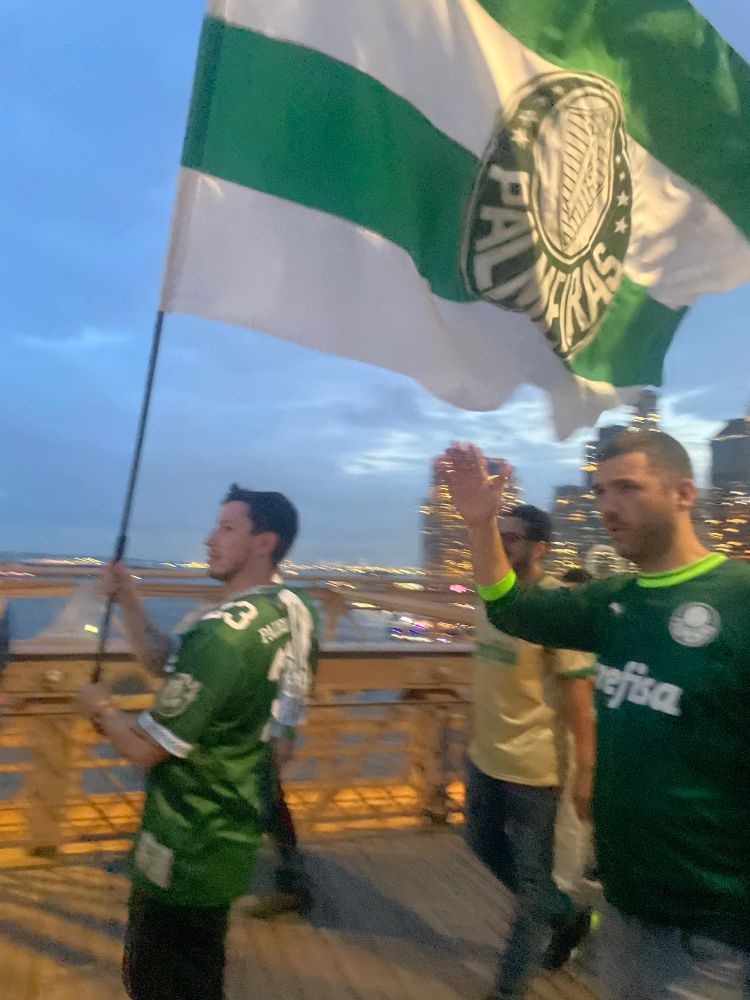 Palmeiras fans on the Brooklyn Bridge