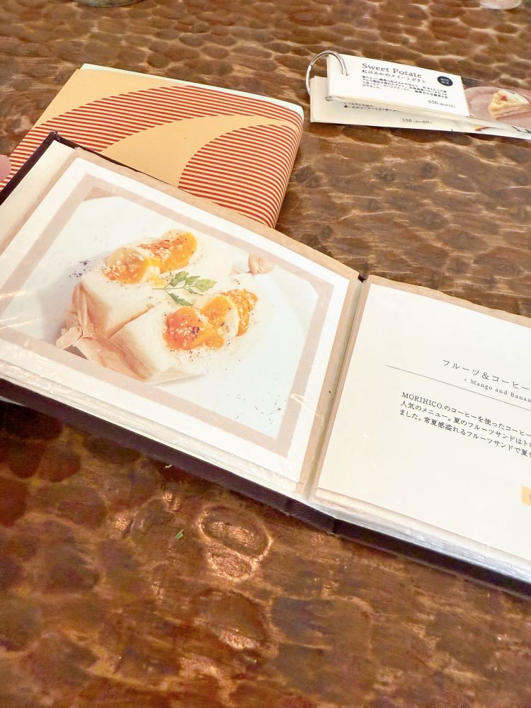 モーニングは、これ以外にタコスホットサンドやバタートーストがありました！