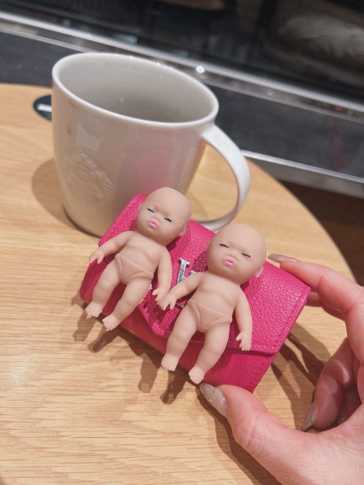 職場で200円で捕獲したやつ