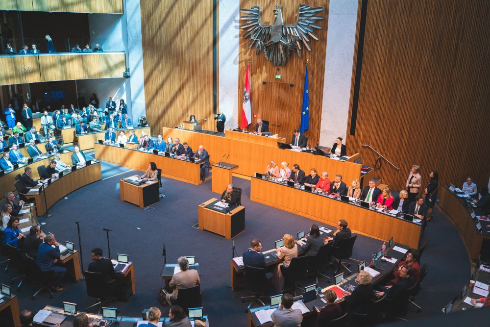 NR Plenum mit Blick auf die Regierungsbank am 13.05.2025. Copyright: BMWKMS / Fuhrer / Schlögl 