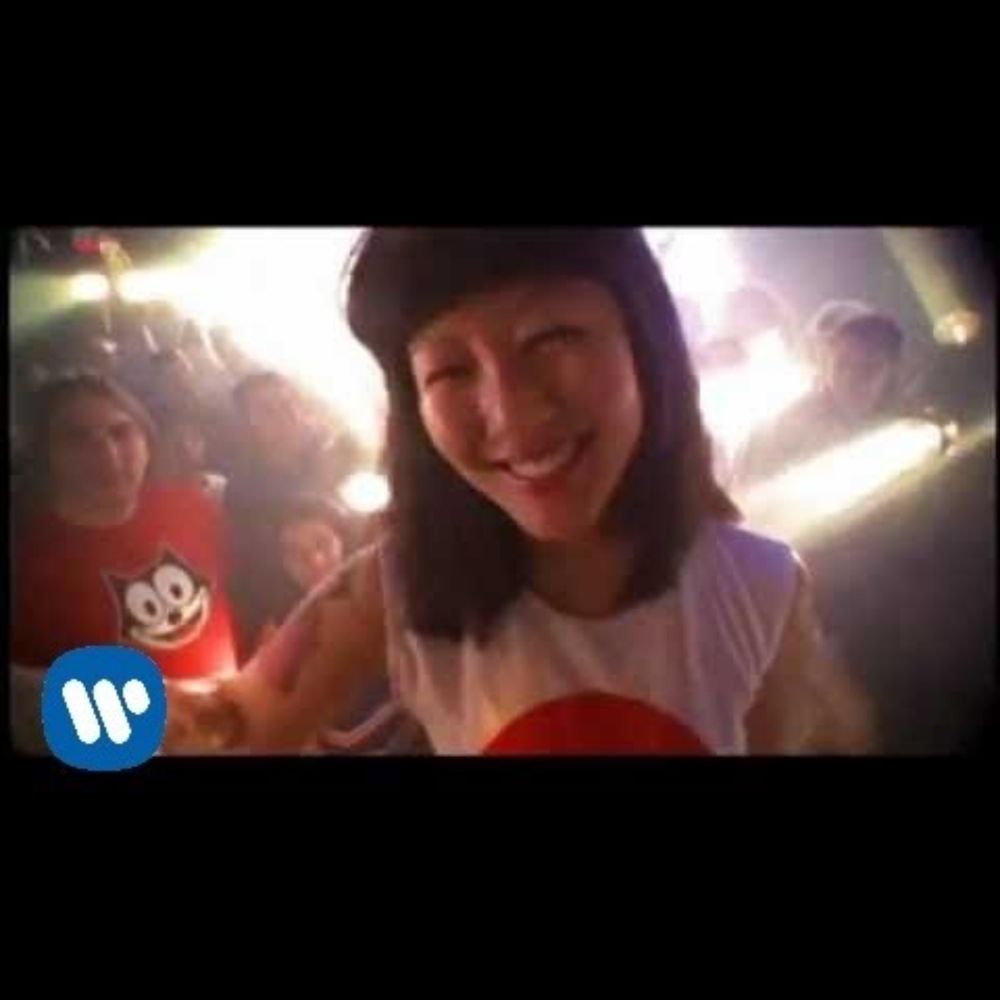 The Flaming Lips - Yoshimi Battles the Pink Robots Pt. 1 [Official Music Video]