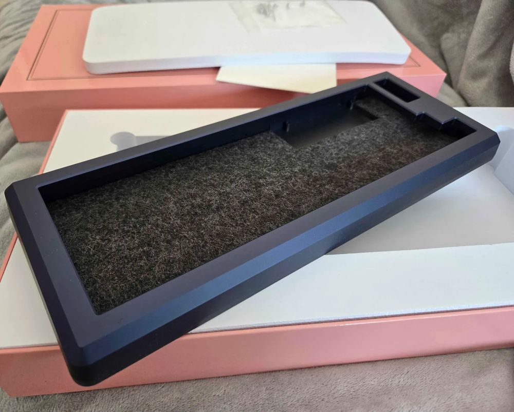 a navy blue keyboard case made by ryan norbauer for the leopold fc660c