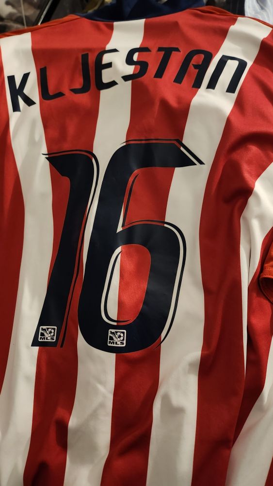 A replica MLS Chivas USA jersey with #16 for Sacha Kljestan