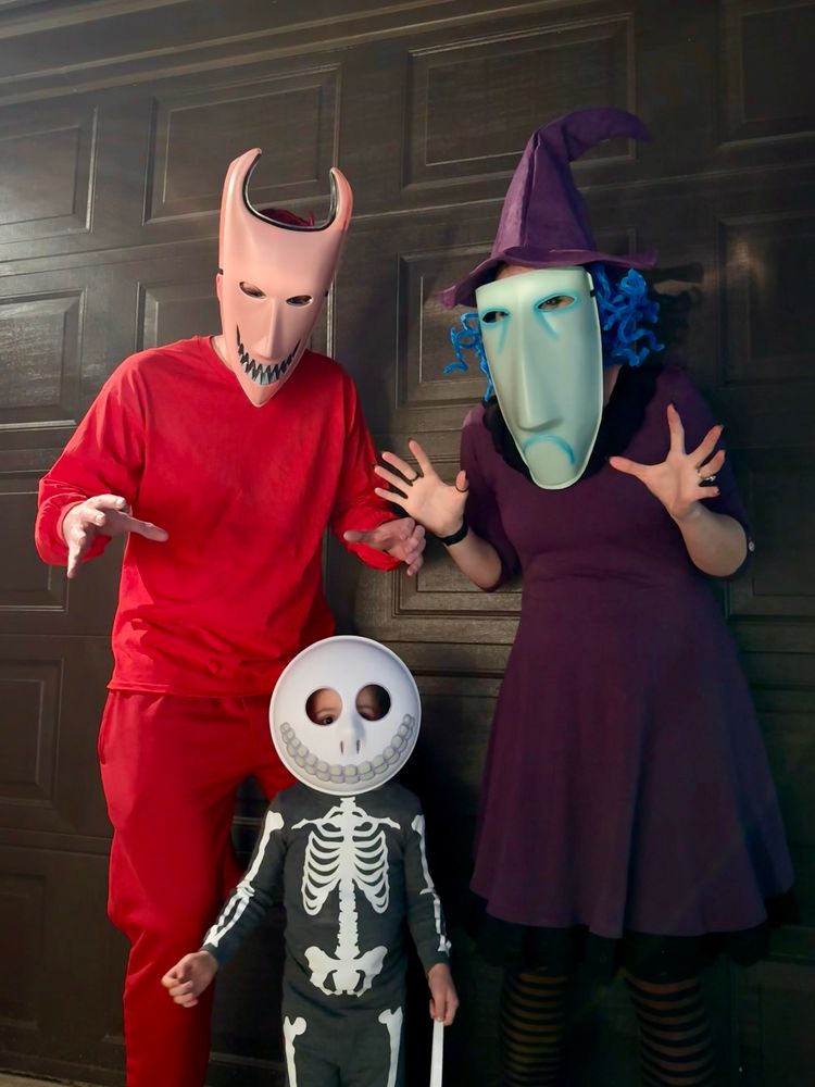 Arrrjae and her family as Lock, Shock, and Barrel from the Nightmare Before Christmas. 