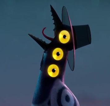 same bird squeaking and showing off its fuckass teeth. love this thang