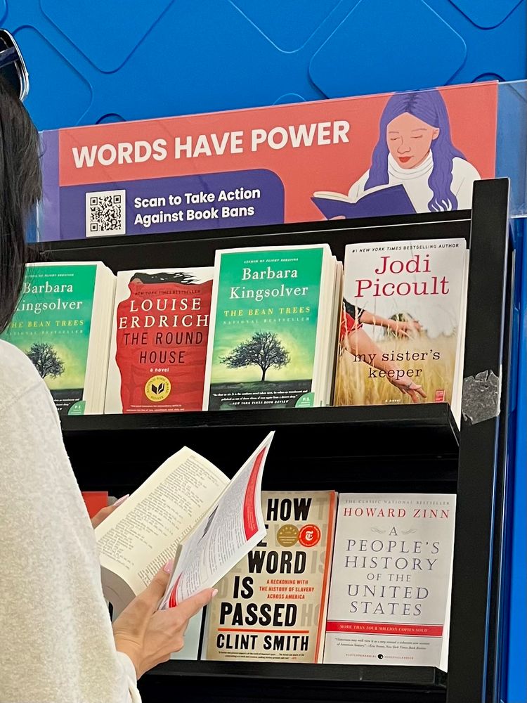 A bookshelf full of books.
