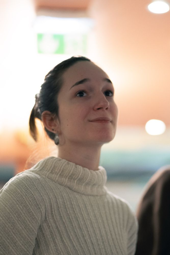 photo of lucie at the comed’hill club in lyon, france