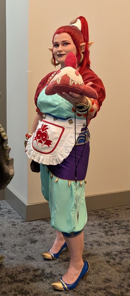 My botw/TOTK Gerudo oc design cosplay 