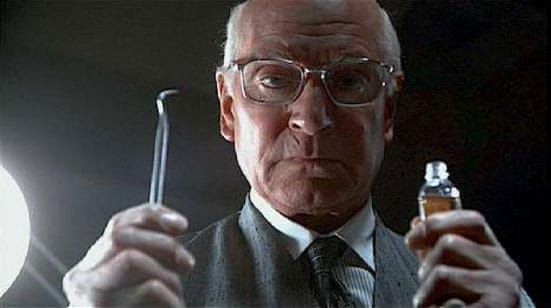 Laurence Olivier in the movie Marathon Man 
