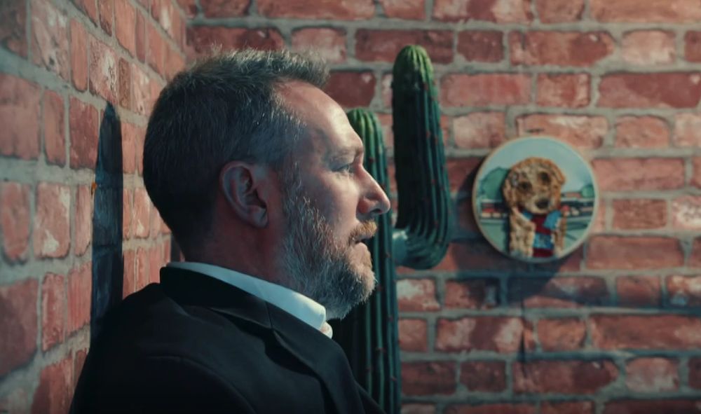 Screenshot from s19e9 of Taskmaster